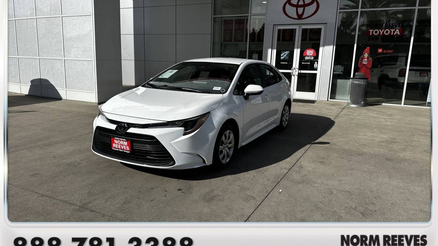 2025 Toyota Corolla LE — Sedan — 6 mi — San Diego, CA