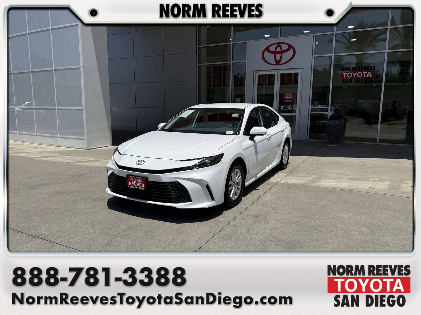 2025 Toyota Camry LE — Sedan — 17 mi — San Diego, CA
