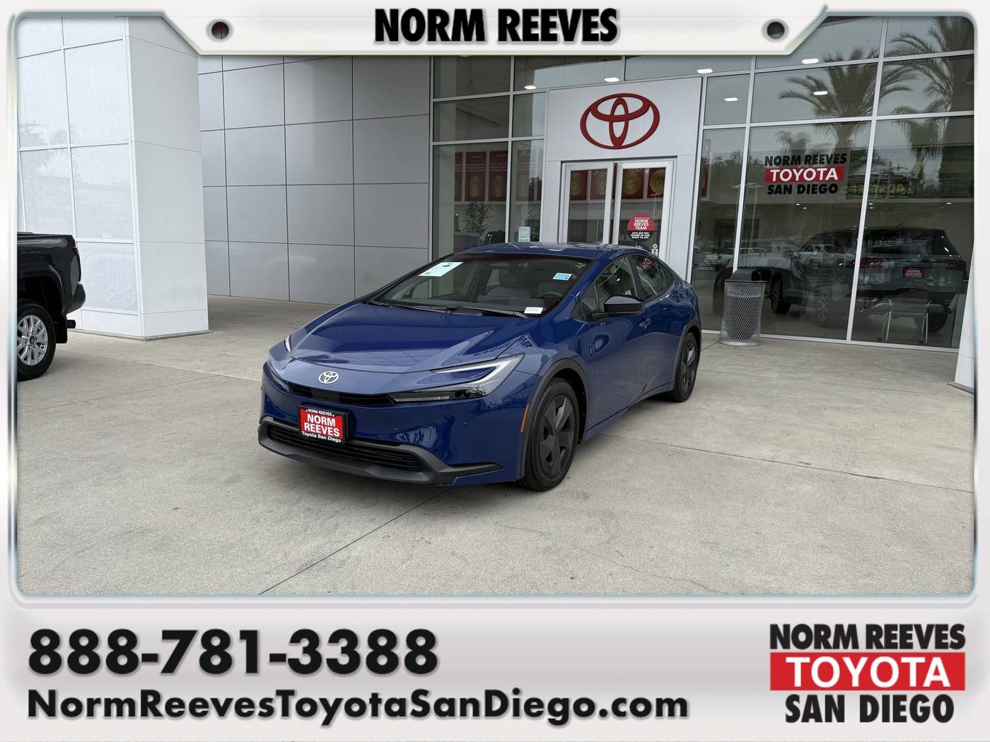2025 Toyota Prius LE — Sedan — 8 mi — San Diego, CA