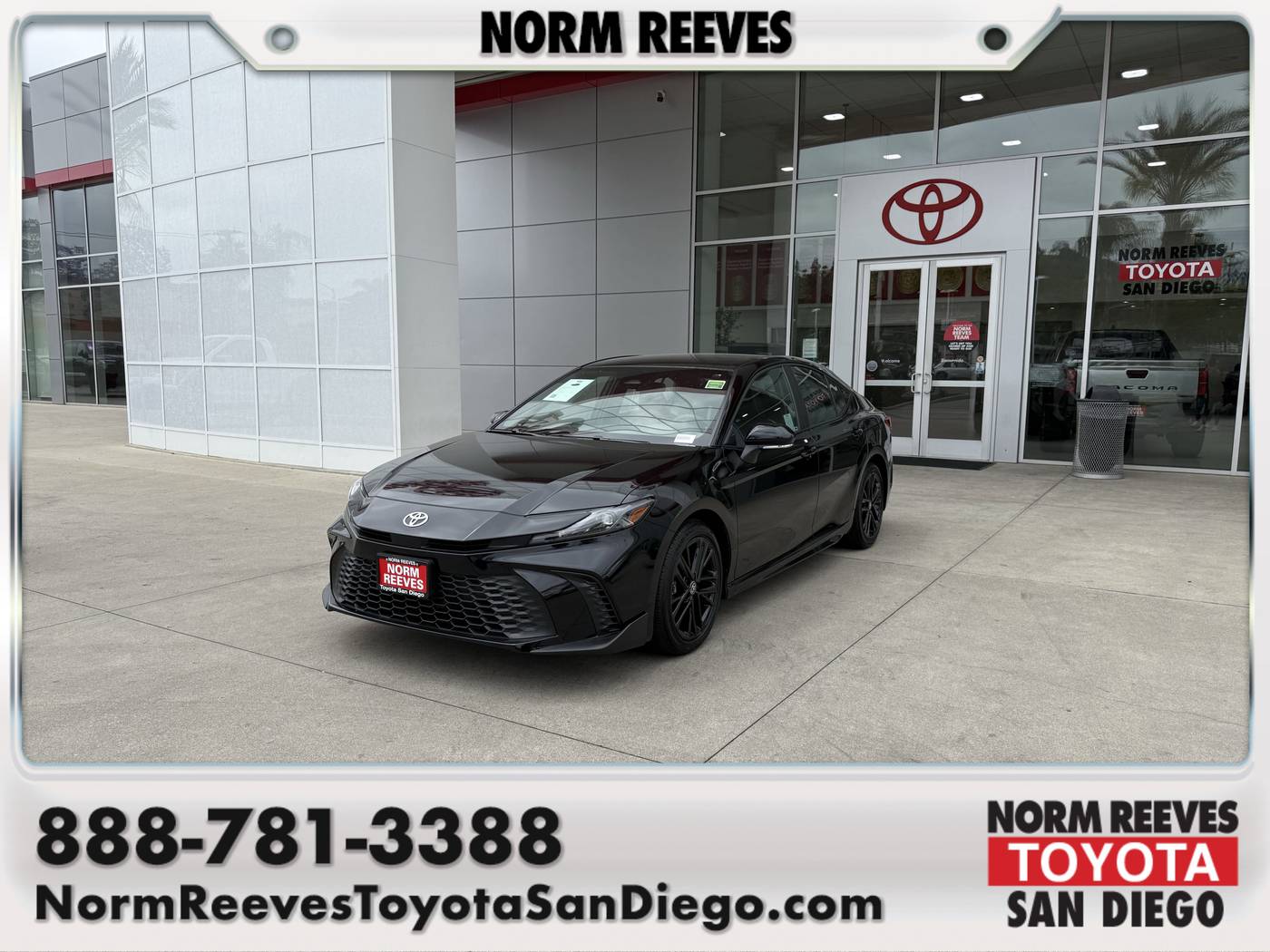 2025 Toyota Camry SE — Sedan — 16 mi — San Diego, CA