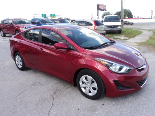 2016 Hyundai Elantra SE — Sedan — 19,994 mi — Clearwater, FL