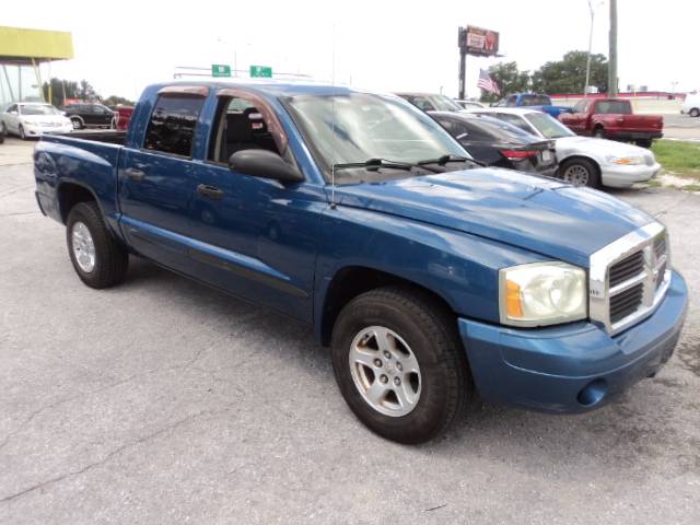 2005 Dodge Dakota SLT — Pickup Truck — 176,732 mi — Clearwater, FL