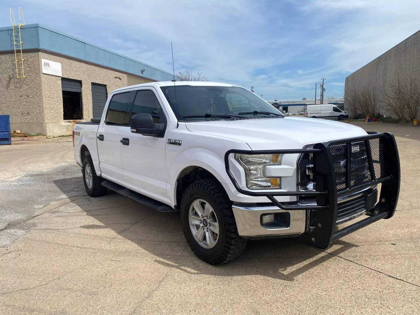 2015 Ford F-150 XLT — Pickup Truck — 170,600 mi — Dallas, TX