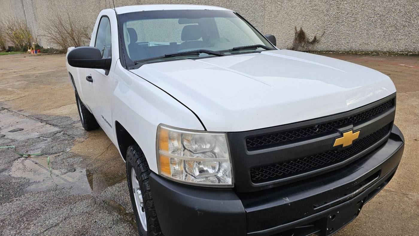 2013 Chevrolet Silverado 1500 WT — Pickup Truck — 142,971 mi — Dallas, TX