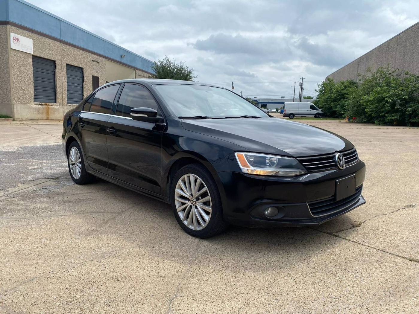 2012 Volkswagen Jetta SEL — Sedan — 133,394 mi — Dallas, TX