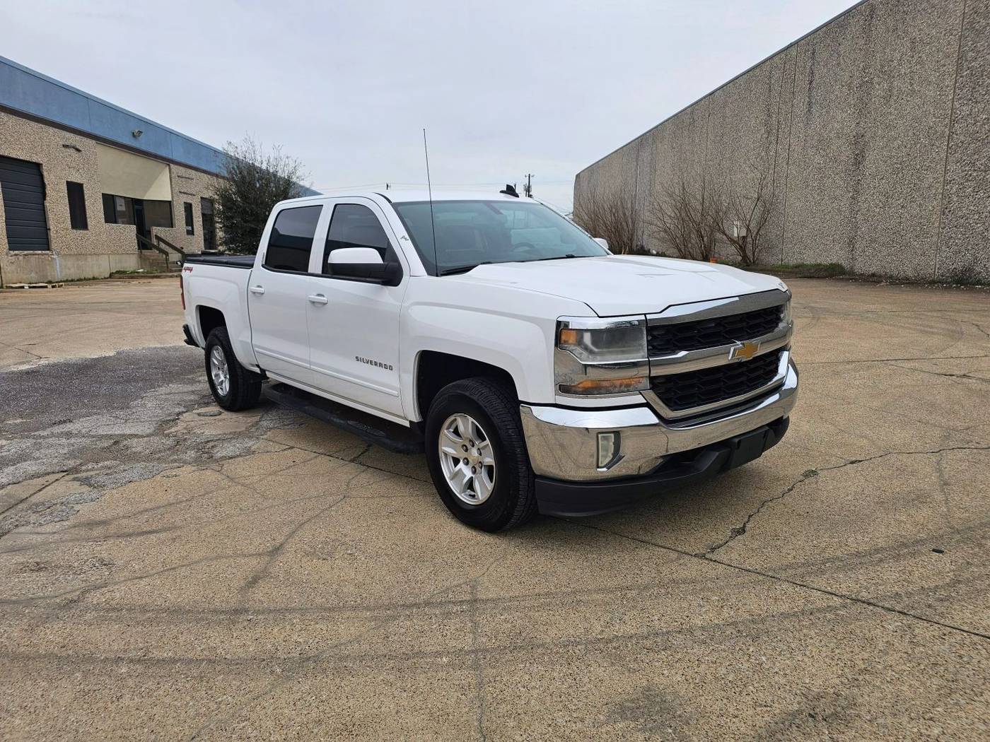 2016 Chevrolet Silverado 1500 LT — Pickup Truck — 174,112 mi — Dallas, TX