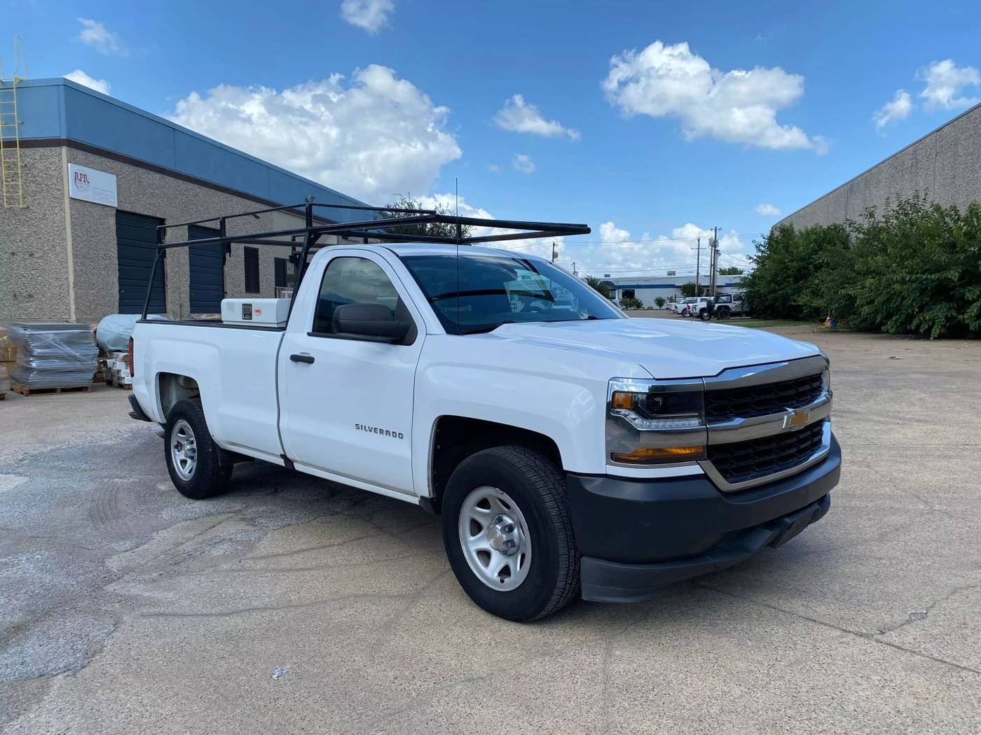 2017 Chevrolet Silverado 1500 WT — Pickup Truck — 91,958 mi — Dallas, TX