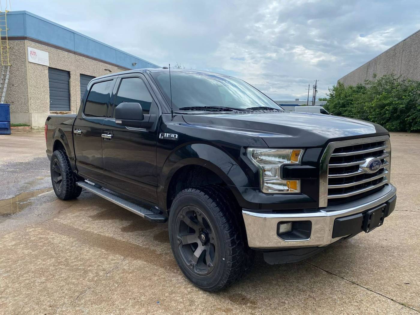2015 Ford F-150 XLT — Pickup Truck — 150,253 mi — Dallas, TX
