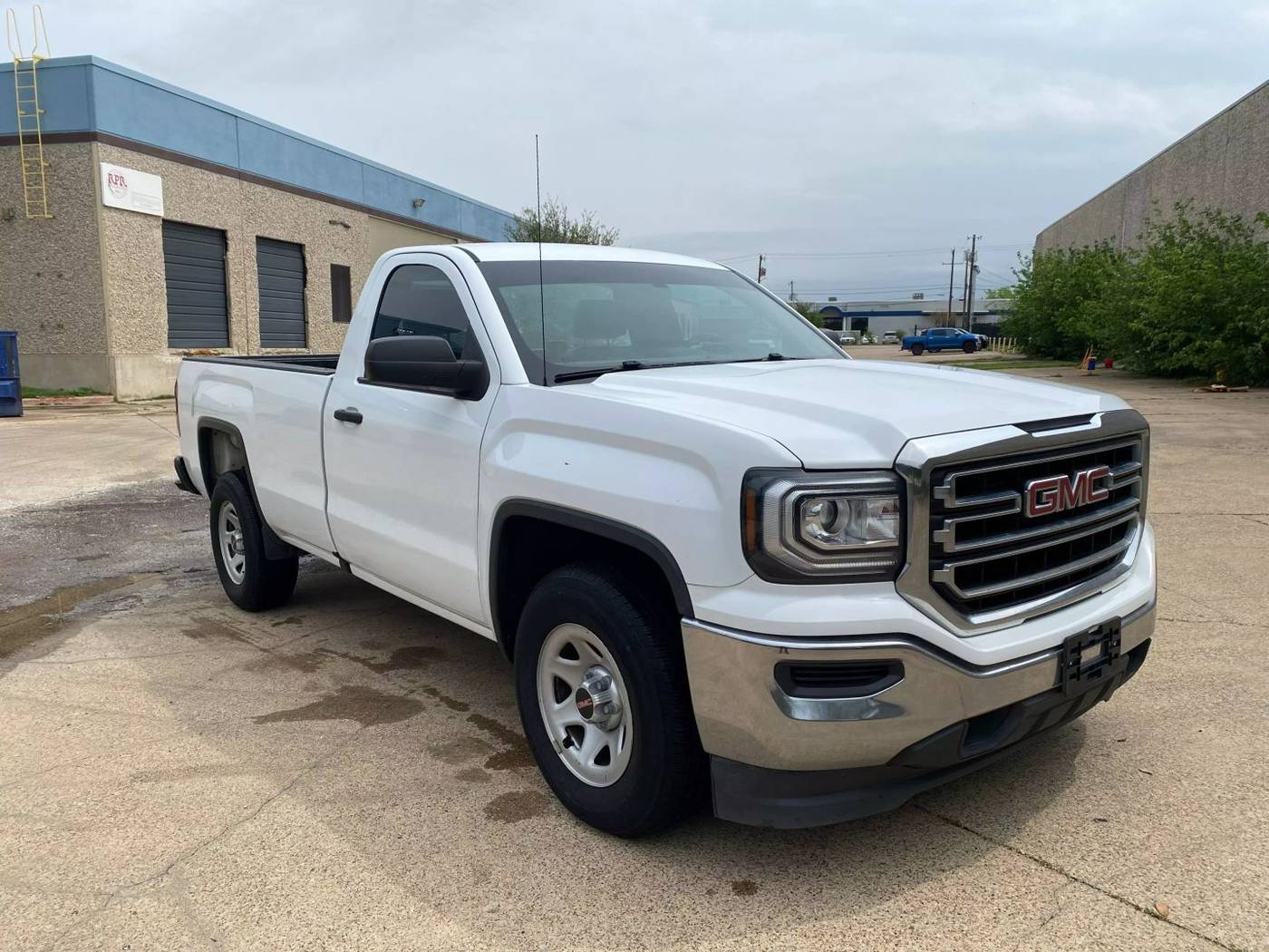 2017 GMC Sierra 1500 Base — Pickup Truck — 84,435 mi — Dallas, TX