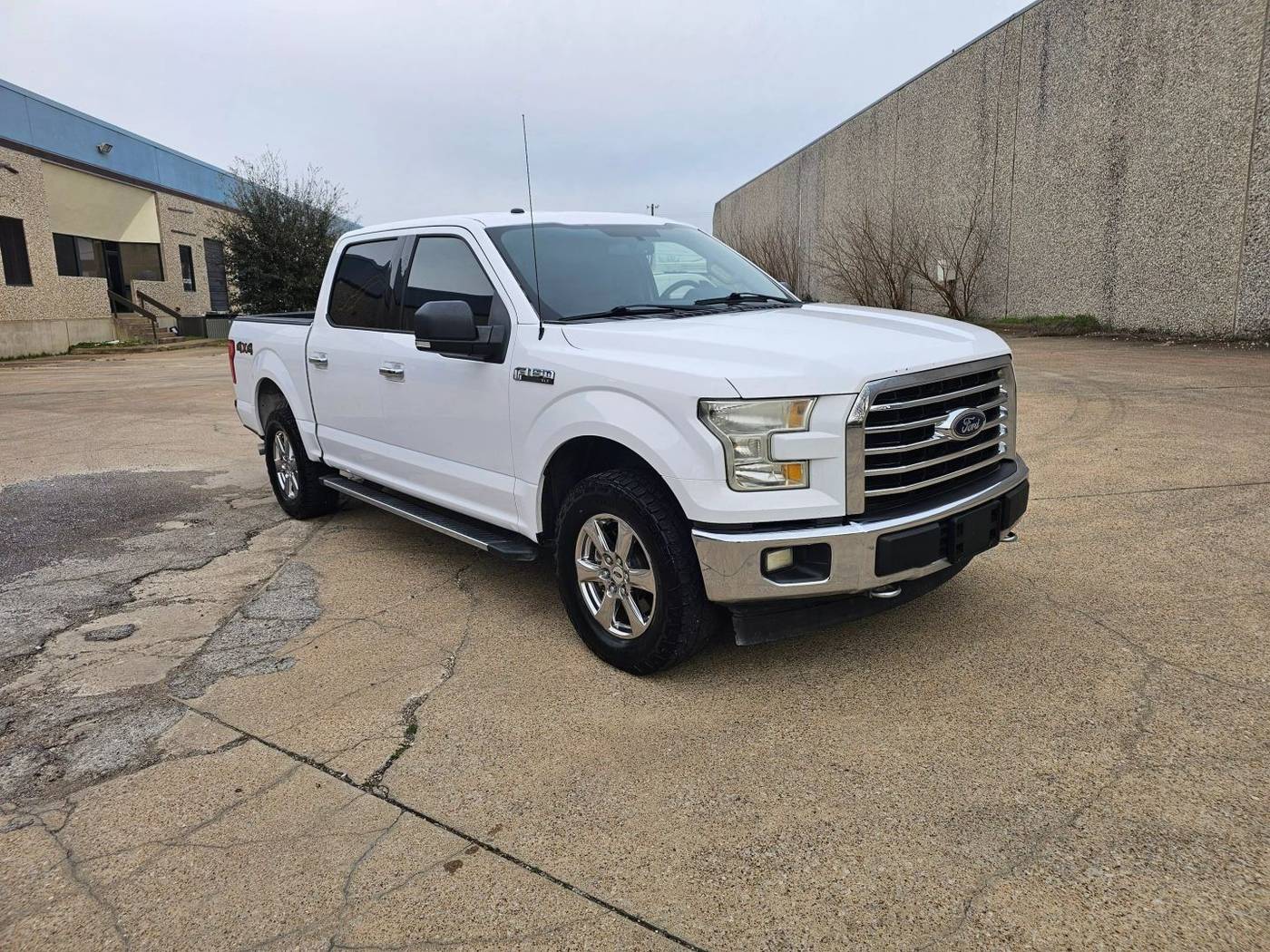 2017 Ford F-150 XLT — Pickup Truck — 174,486 mi — Dallas, TX