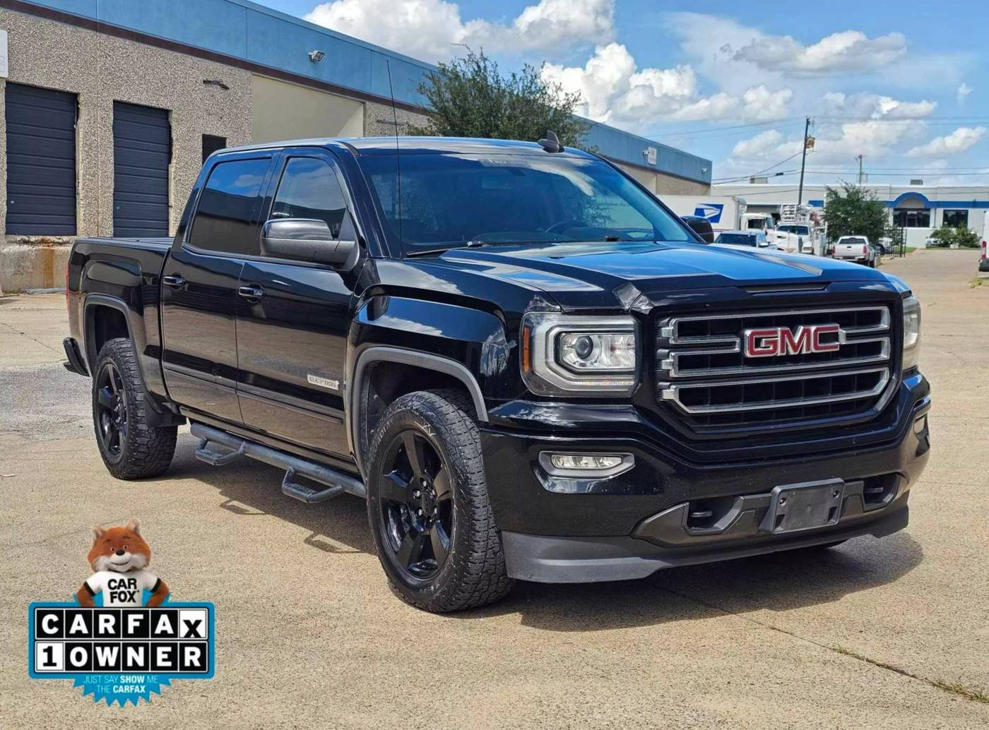 2018 GMC Sierra 1500 SLE — Pickup Truck — 169,249 mi — Dallas, TX