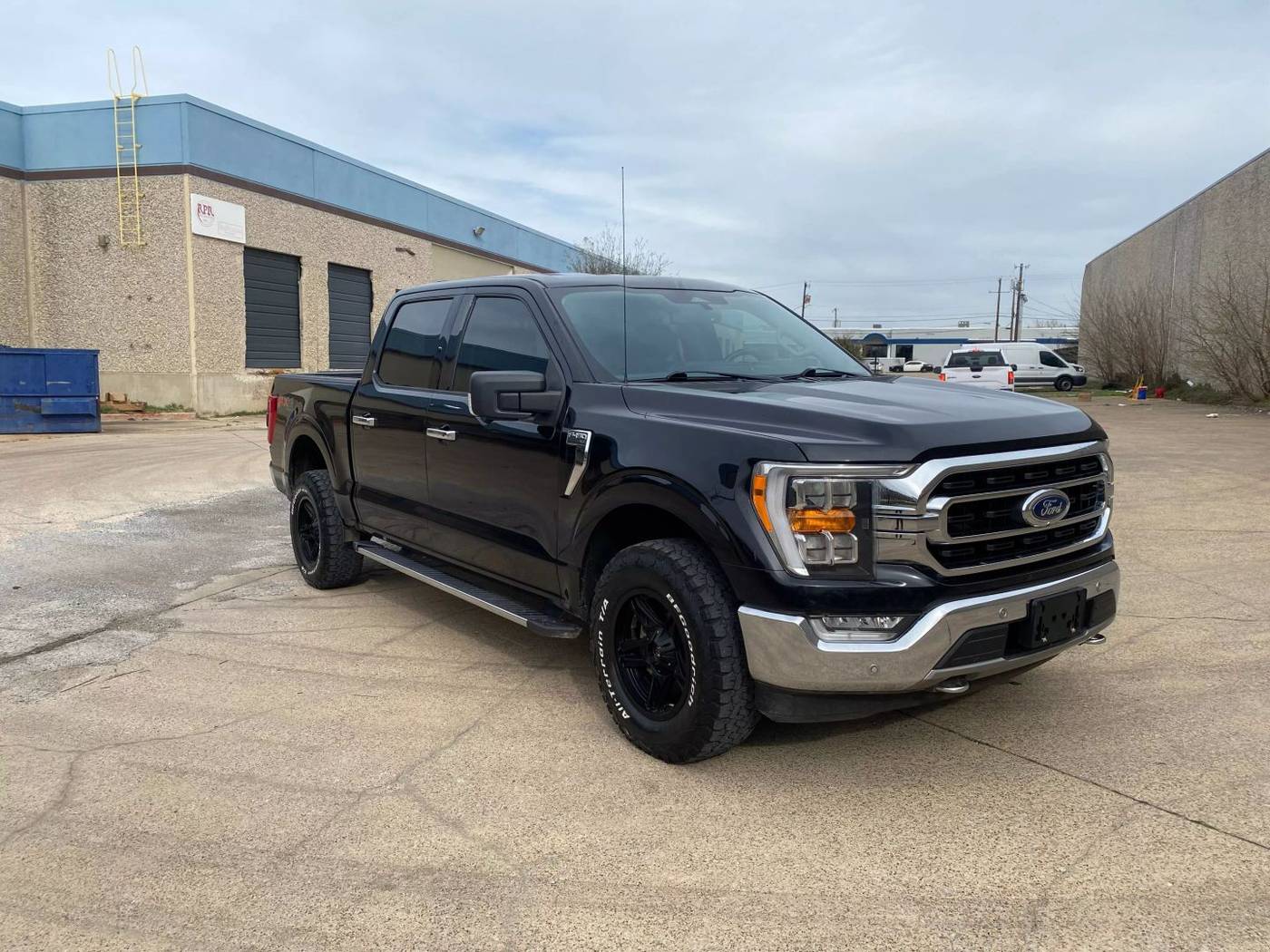 2021 Ford F-150 XLT — Pickup Truck — 182,507 mi — Dallas, TX