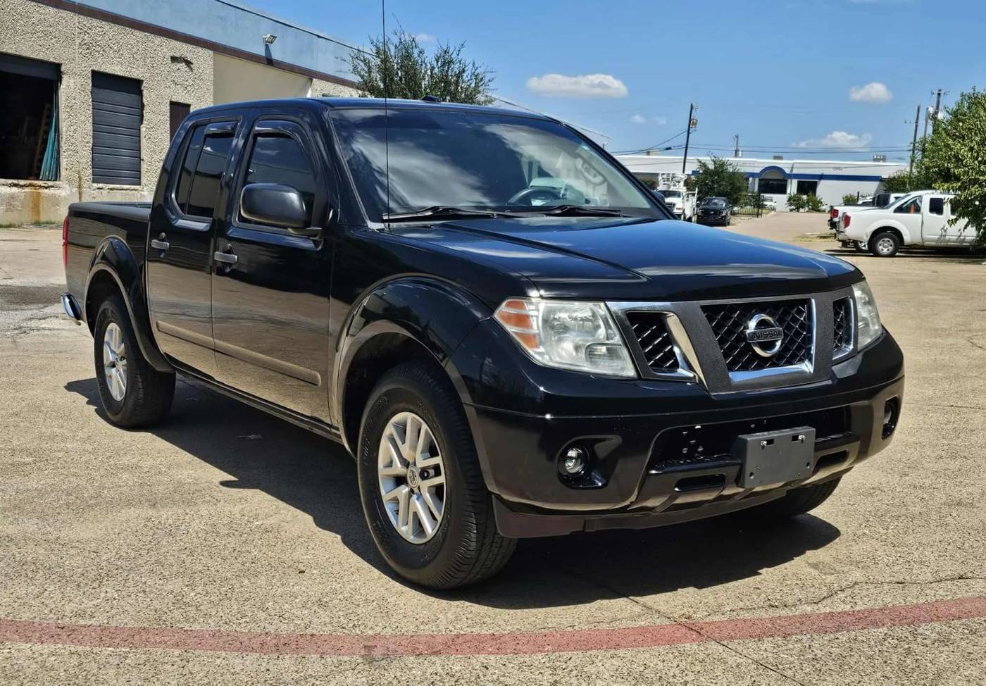 2015 Nissan Frontier SV — Pickup Truck — 137,929 mi — Dallas, TX