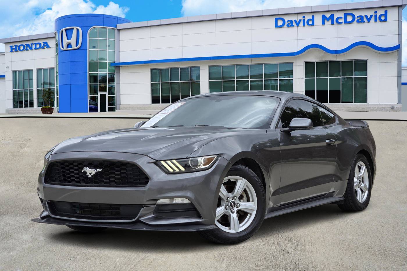 2015 Ford Mustang V6 — Coupe — 111,017 mi — Frisco, TX