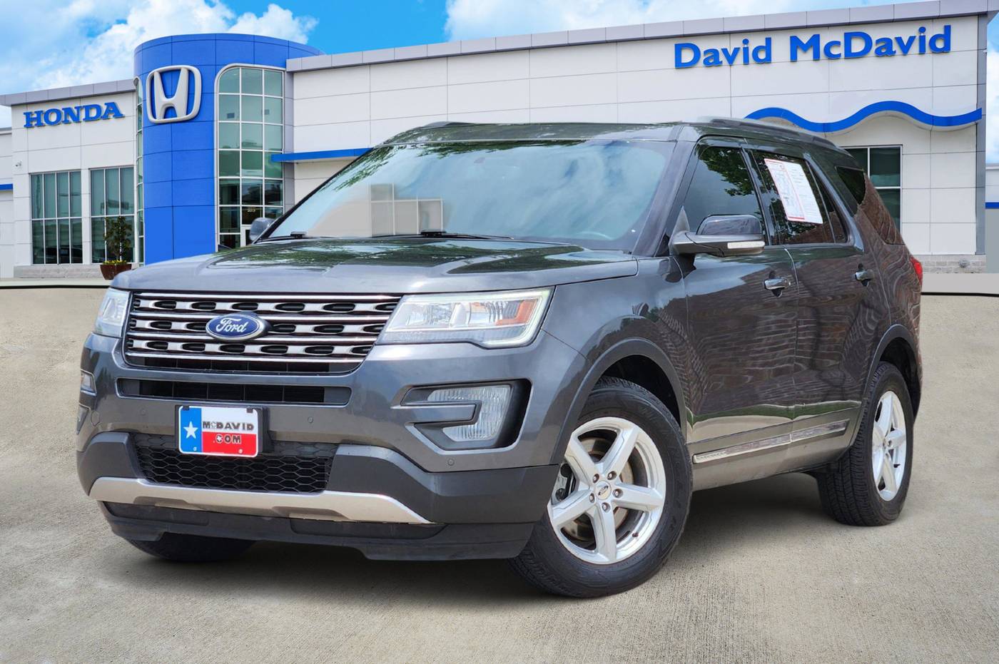 2017 Ford Explorer XLT — SUV — 95,884 mi — Frisco, TX