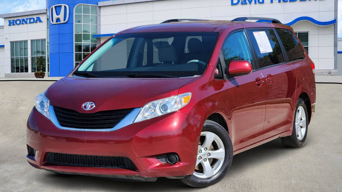 2012 Toyota Sienna LE