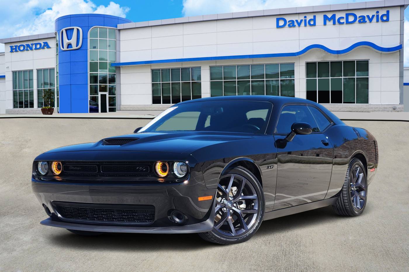 2023 Dodge Challenger R/T — Coupe — 7,369 mi — Frisco, TX