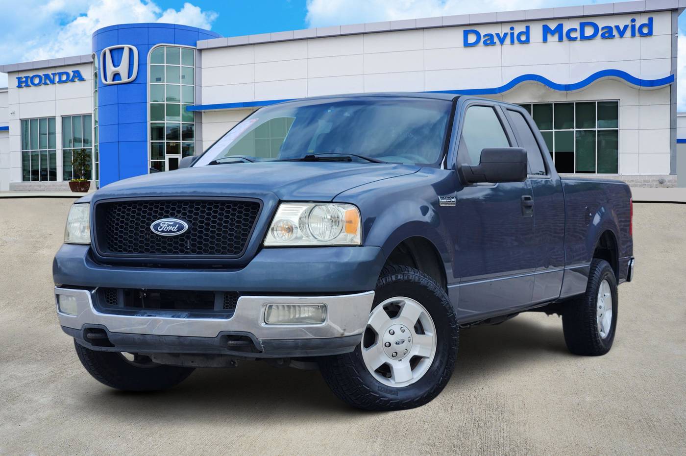 2004 Ford F-150 XL — Pickup Truck — 234,195 mi — Frisco, TX