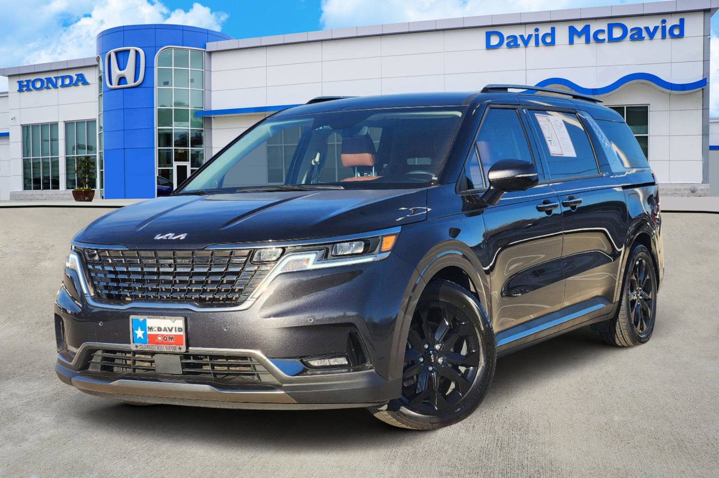 2023 Kia Carnival SX — Minivan — 34,409 mi — Frisco, TX
