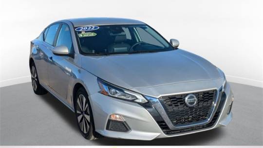 2022 Nissan Altima SV — Sedan — 61,650 mi — Yorkville, NY