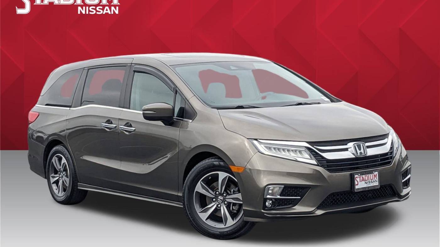 2019 Honda Odyssey Touring — Minivan — 27,970 mi — Orange, CA