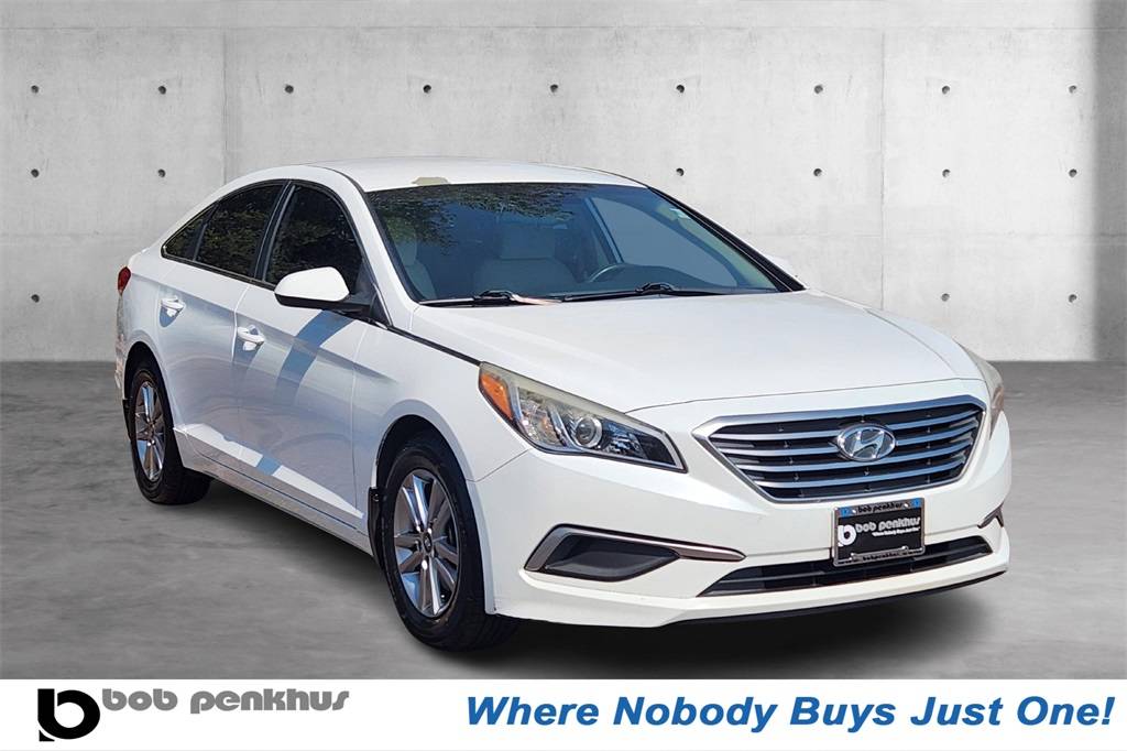 2017 Hyundai Sonata SE — Sedan — 68,689 mi — Colorado Springs, CO