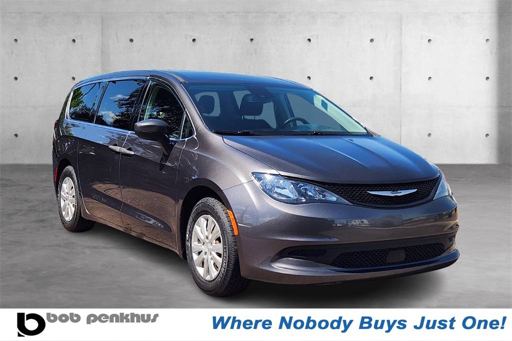 2021 Chrysler Voyager L — Minivan — 73,437 mi — Colorado Springs, CO