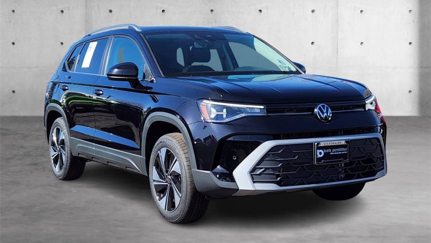 2025 Volkswagen Taos SE 4Motion