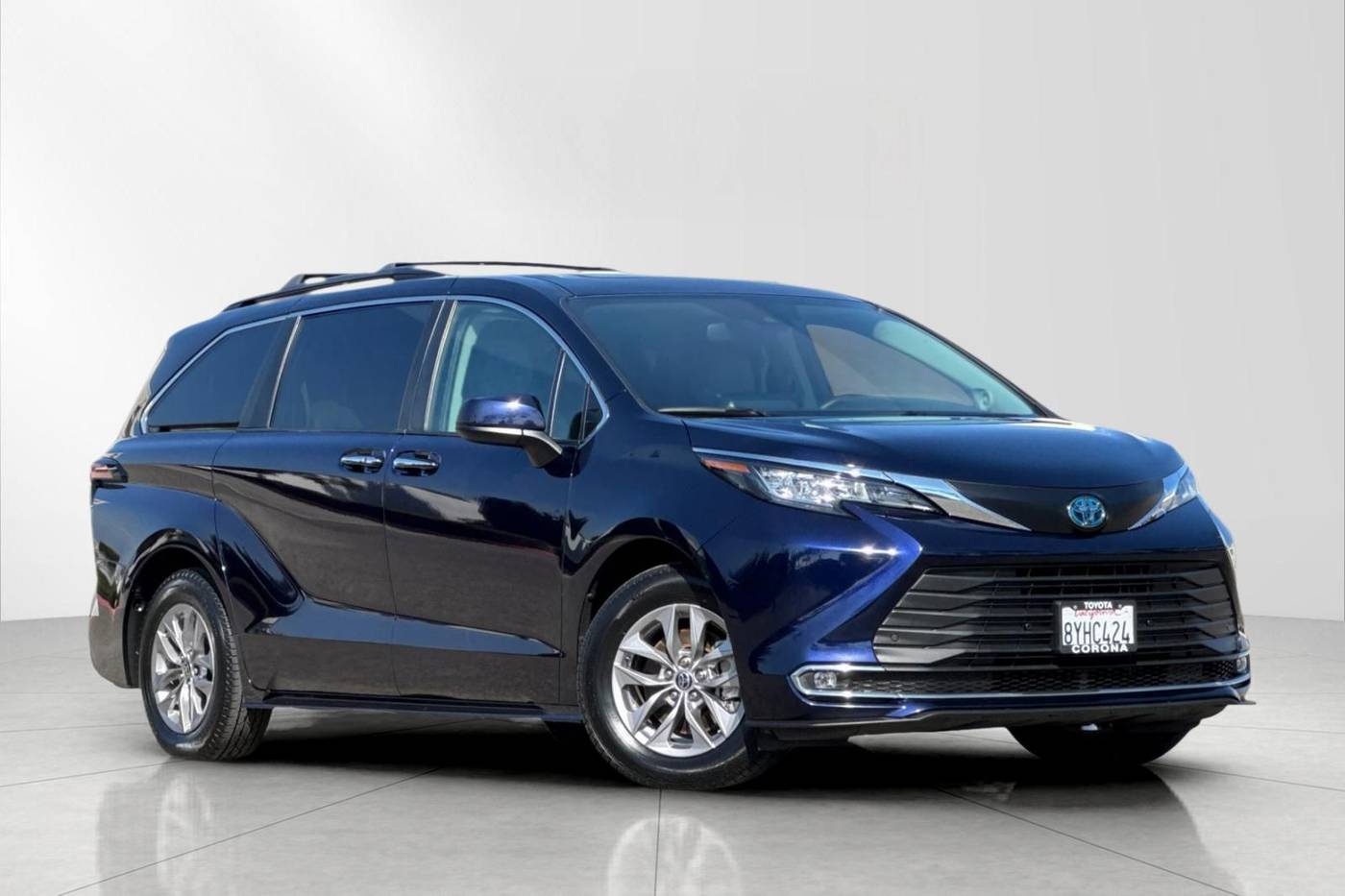 2021 Toyota Sienna XLE — Minivan — 86,188 mi — Corona, CA