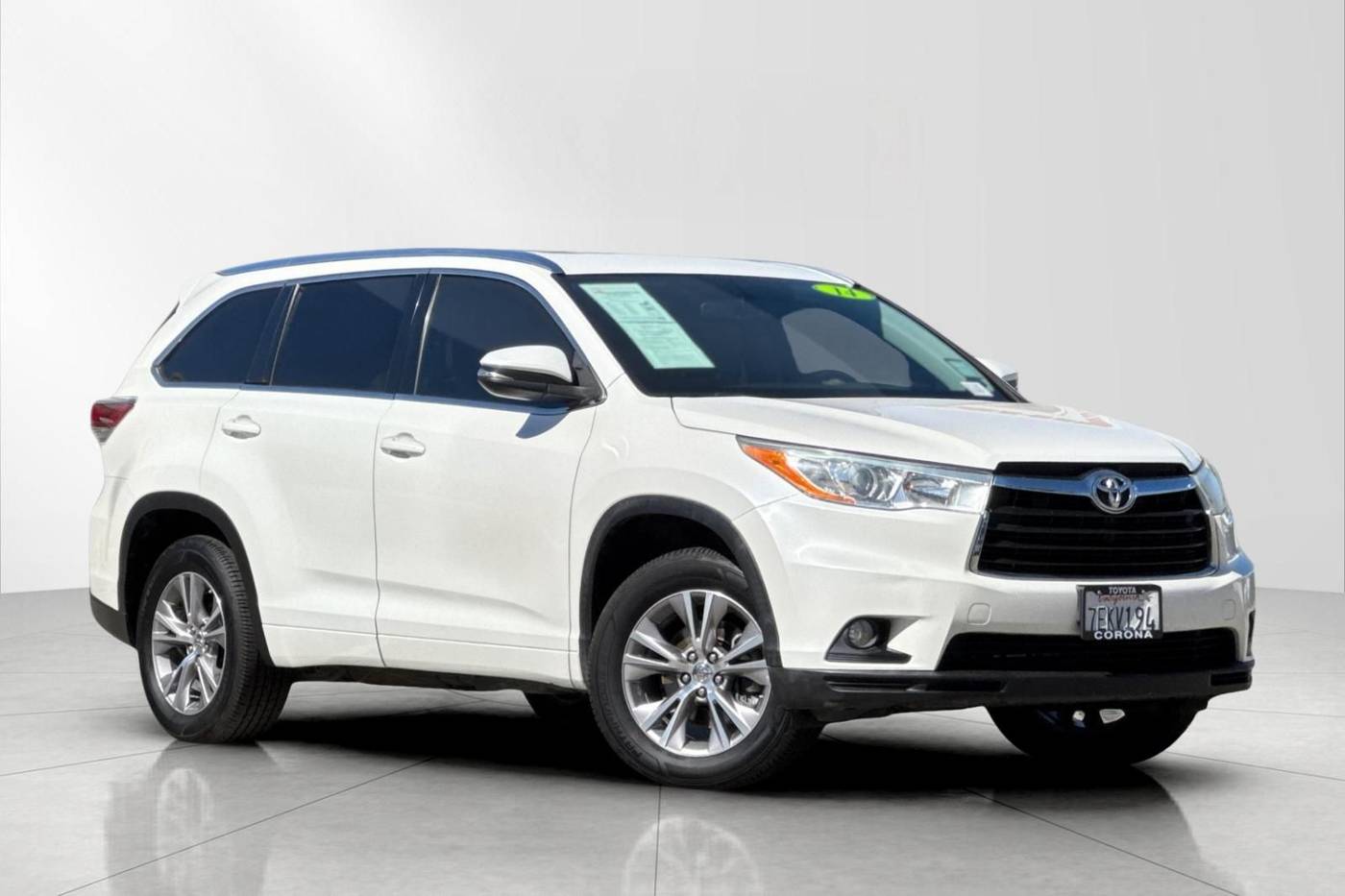 2014 Toyota Highlander XLE — SUV — 156,182 mi — Corona, CA