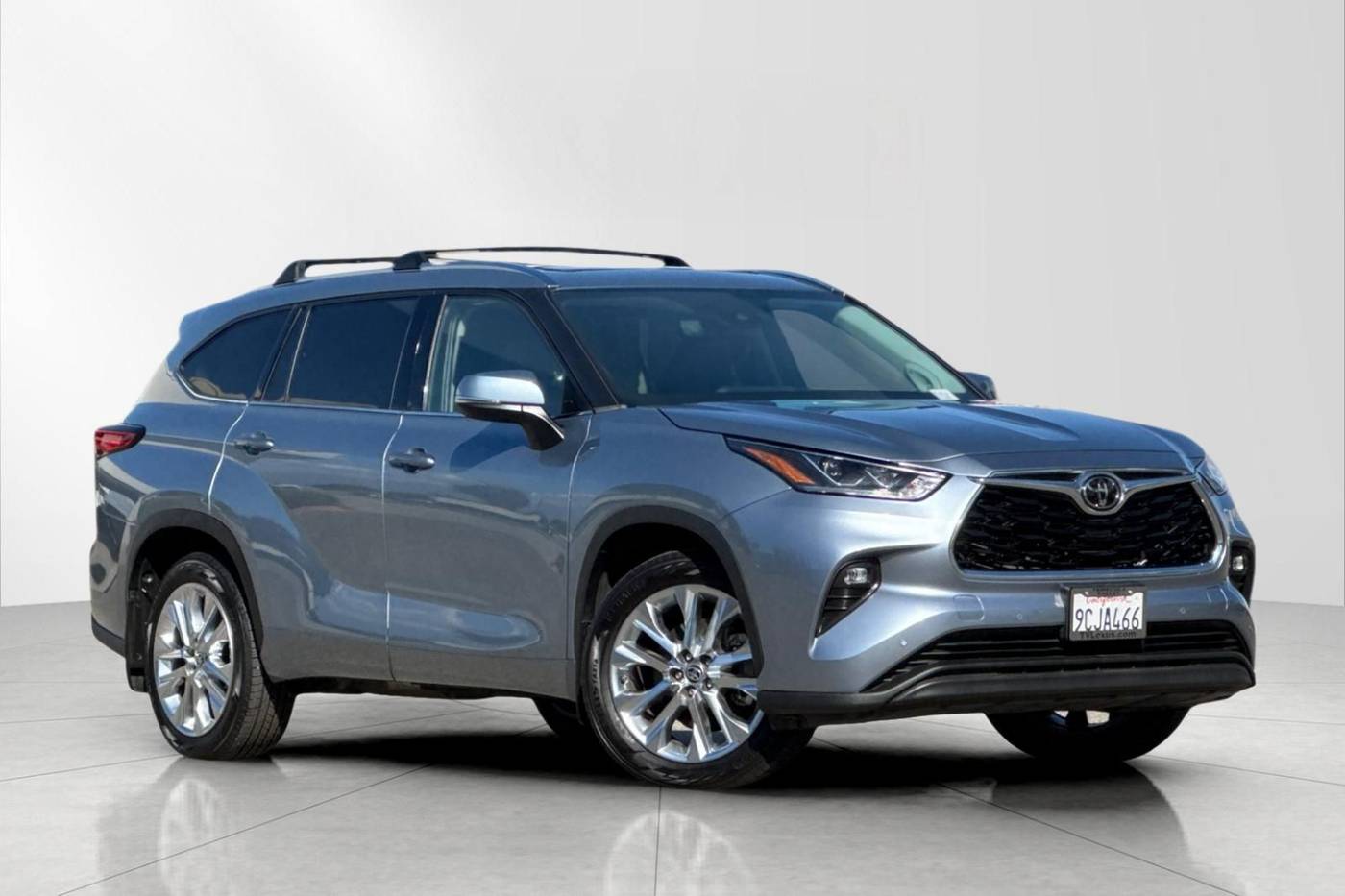 2022 Toyota Highlander Limited — SUV — 68,326 mi — Corona, CA