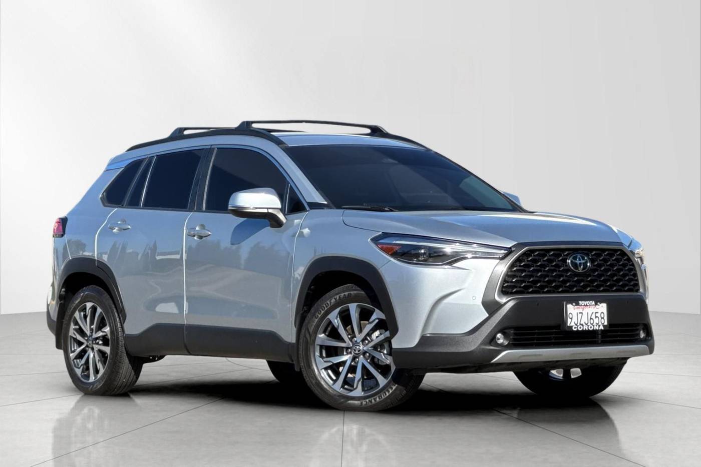 2023 Toyota Corolla Cross XLE — SUV — 21,263 mi — Corona, CA