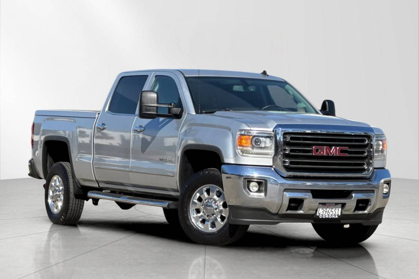 2015 GMC Sierra 2500HD SLT — Pickup Truck — 193,393 mi — Corona, CA