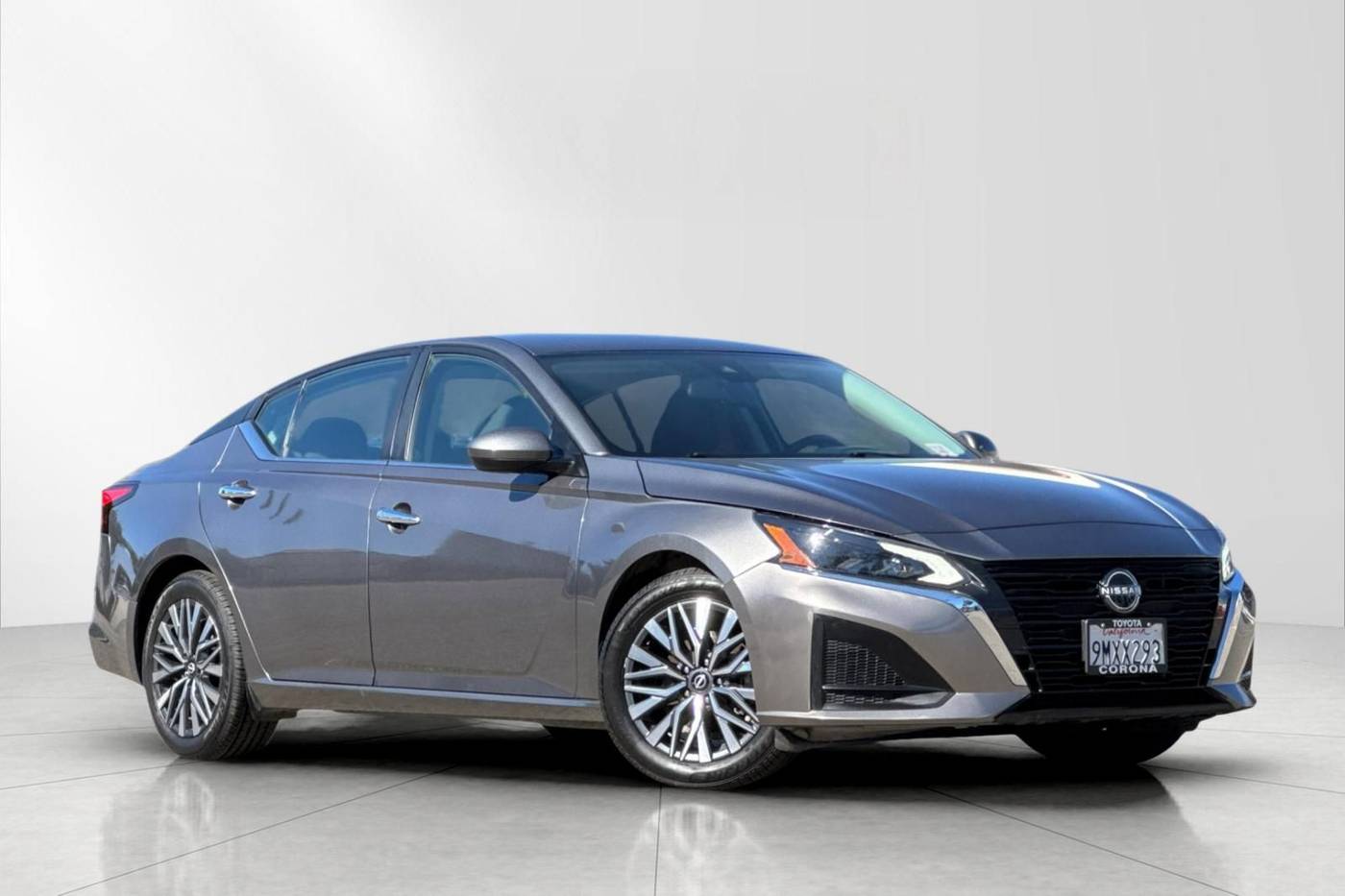 2023 Nissan Altima SV — Sedan — 44,275 mi — Corona, CA
