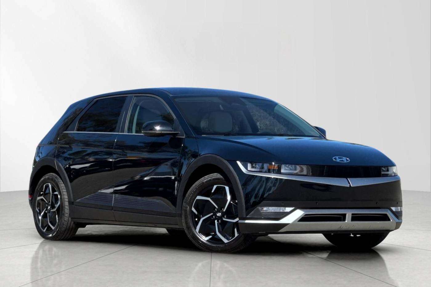 2023 Hyundai IONIQ 5 SEL — SUV — 23,604 mi — Corona, CA