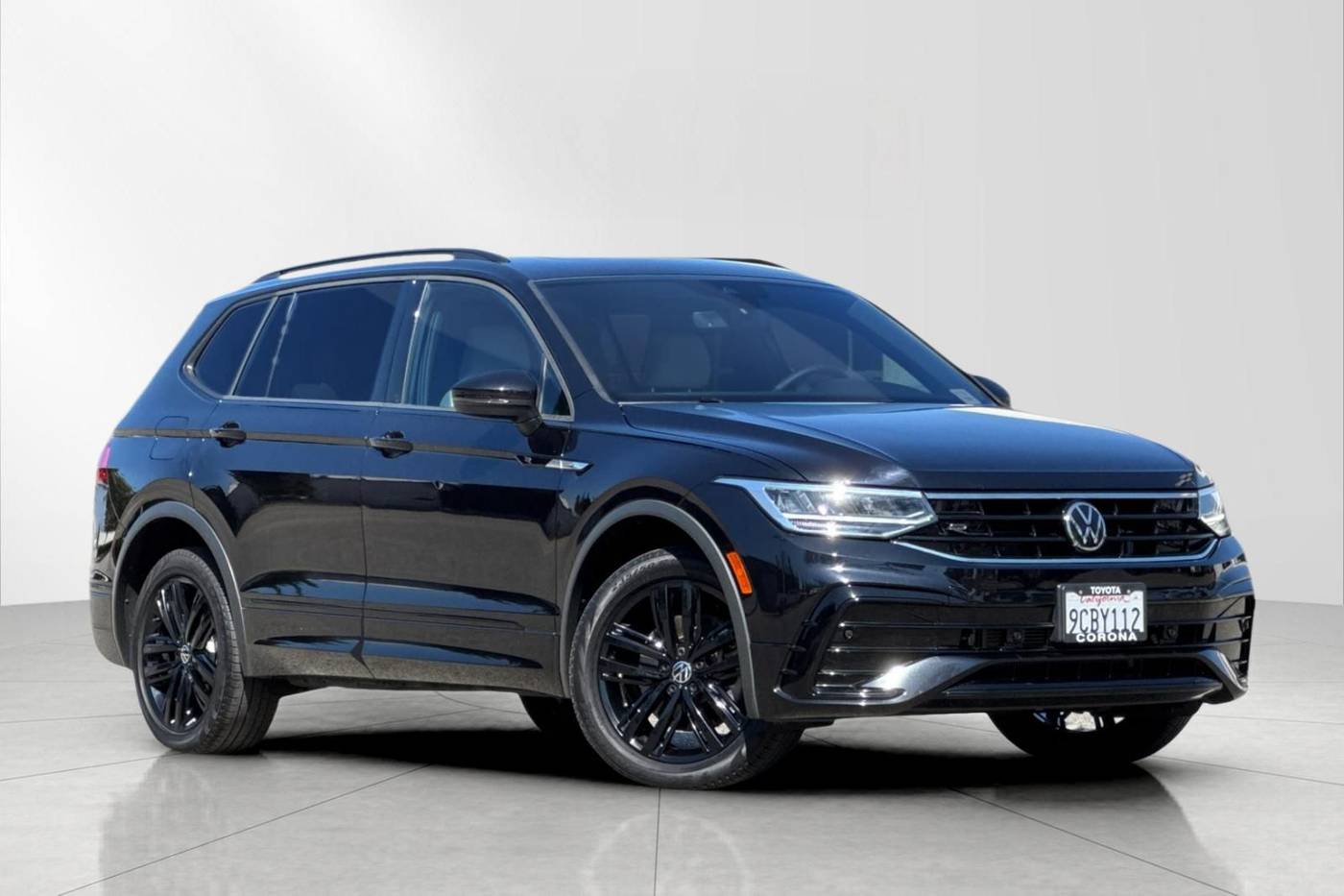 2022 Volkswagen Tiguan SE R-Line Black — SUV — 31,405 mi — Corona, CA