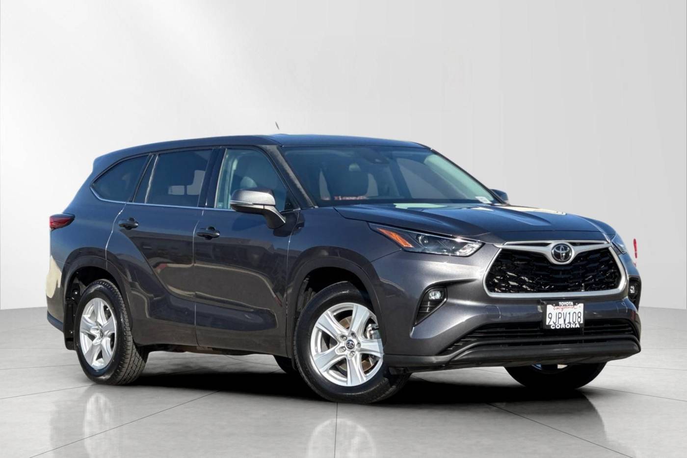 2022 Toyota Highlander LE — SUV — 81,932 mi — Corona, CA