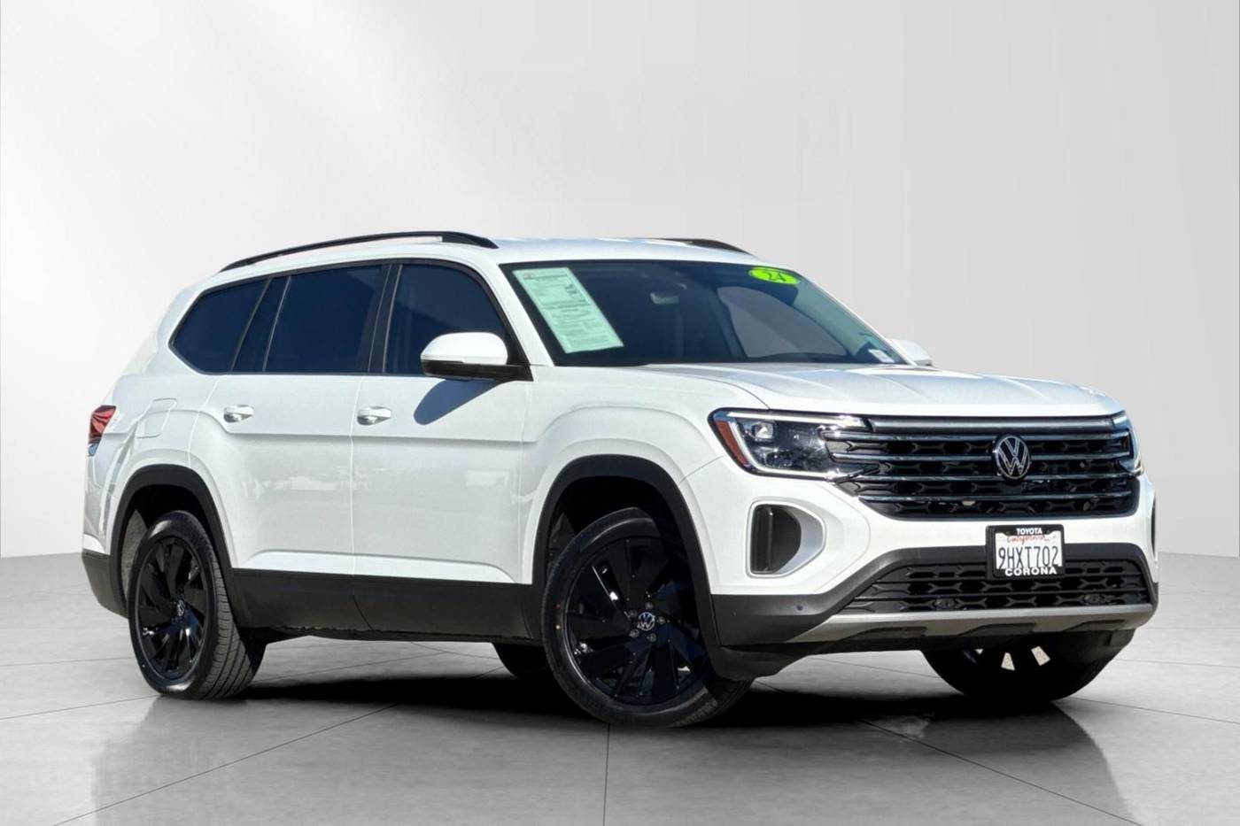 2024 Volkswagen Atlas SE with Technology — SUV — 34,159 mi — Corona, CA