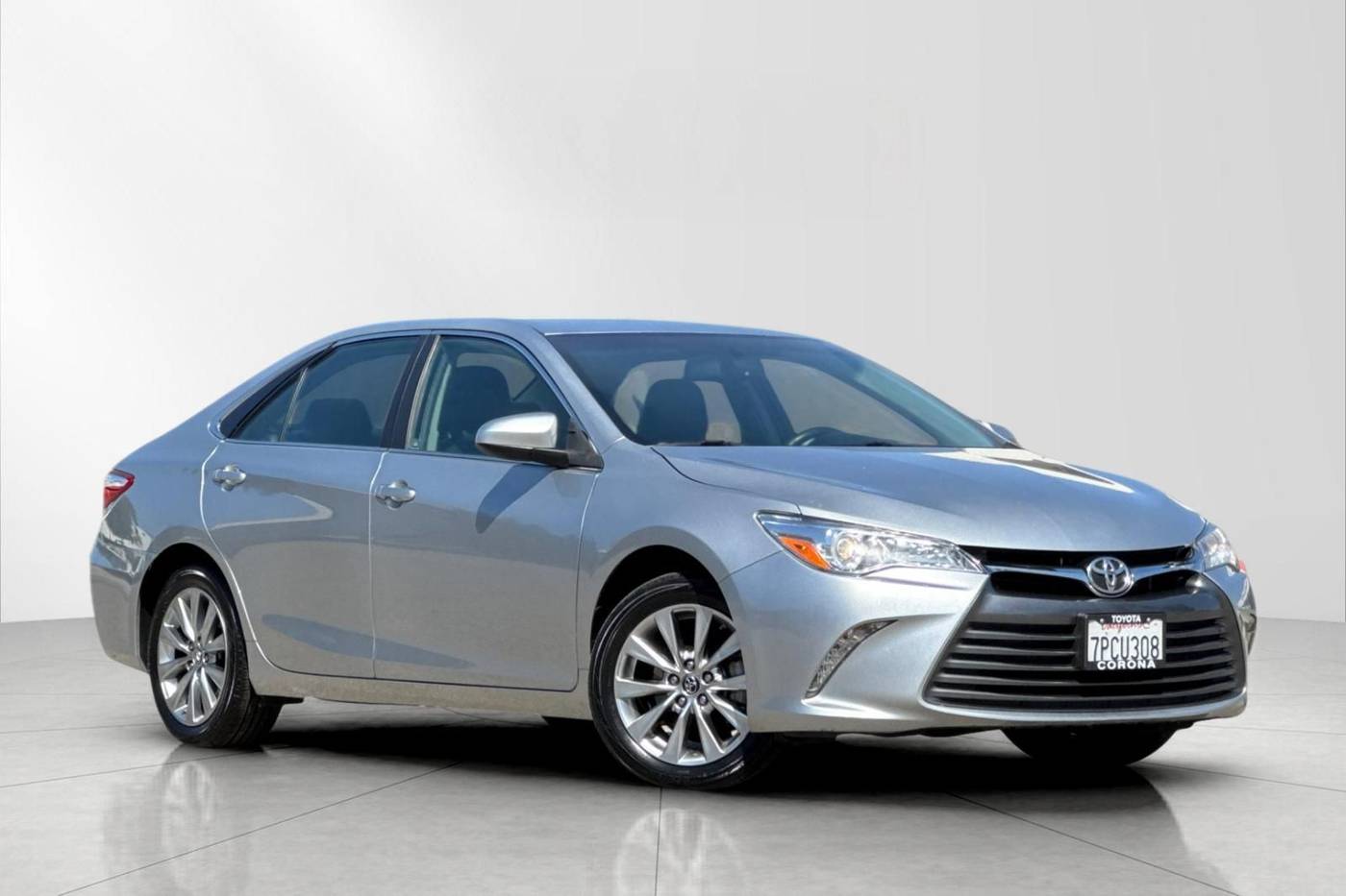 2016 Toyota Camry XLE — Sedan — 78,737 mi — Corona, CA