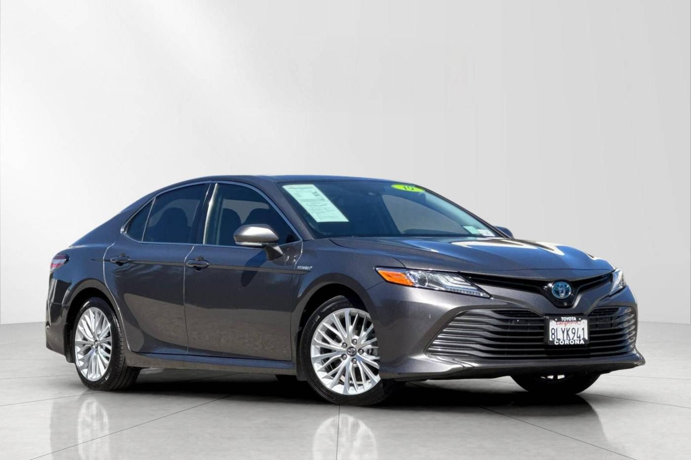 2019 Toyota Camry Hybrid XLE — Sedan — 144,157 mi — Corona, CA