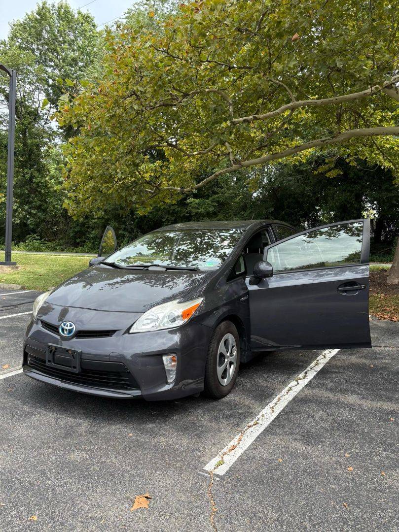2013 Toyota Prius Two — Sedan — 144,640 mi — Vienna, VA