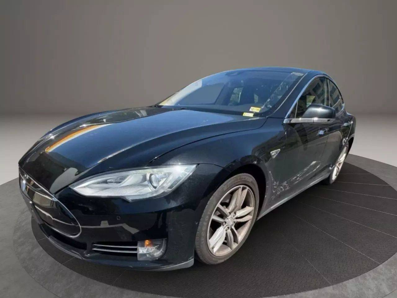 2015 Tesla Model S 85 — Hatchback — 105,562 mi — Vienna, VA