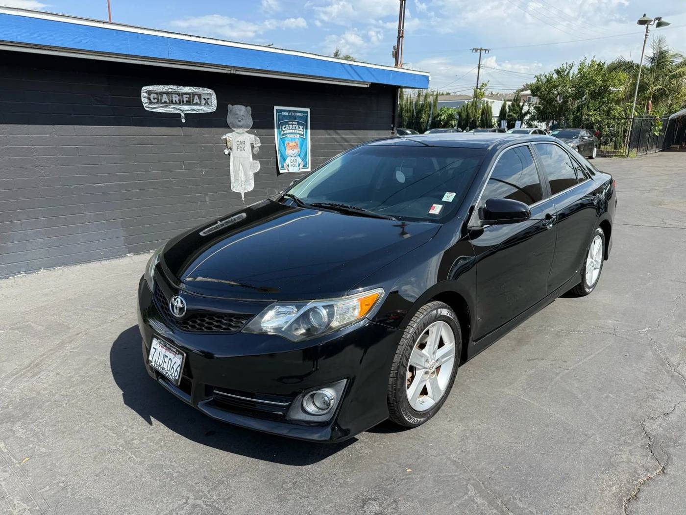 2012 Toyota Camry SE — Sedan — 136,613 mi — Whittier, CA