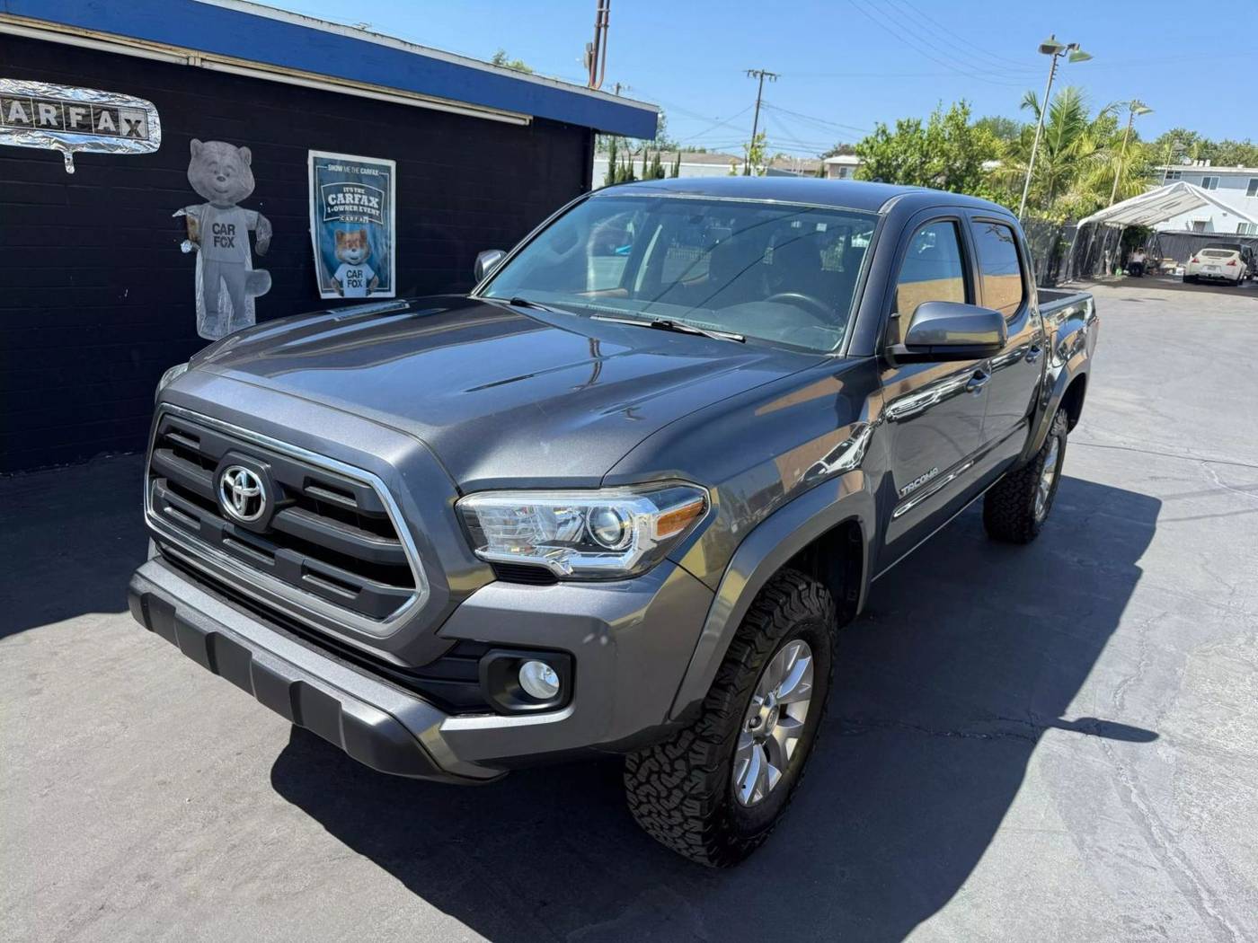 2016 Toyota Tacoma SR5 — Pickup Truck — 87,512 mi — Whittier, CA