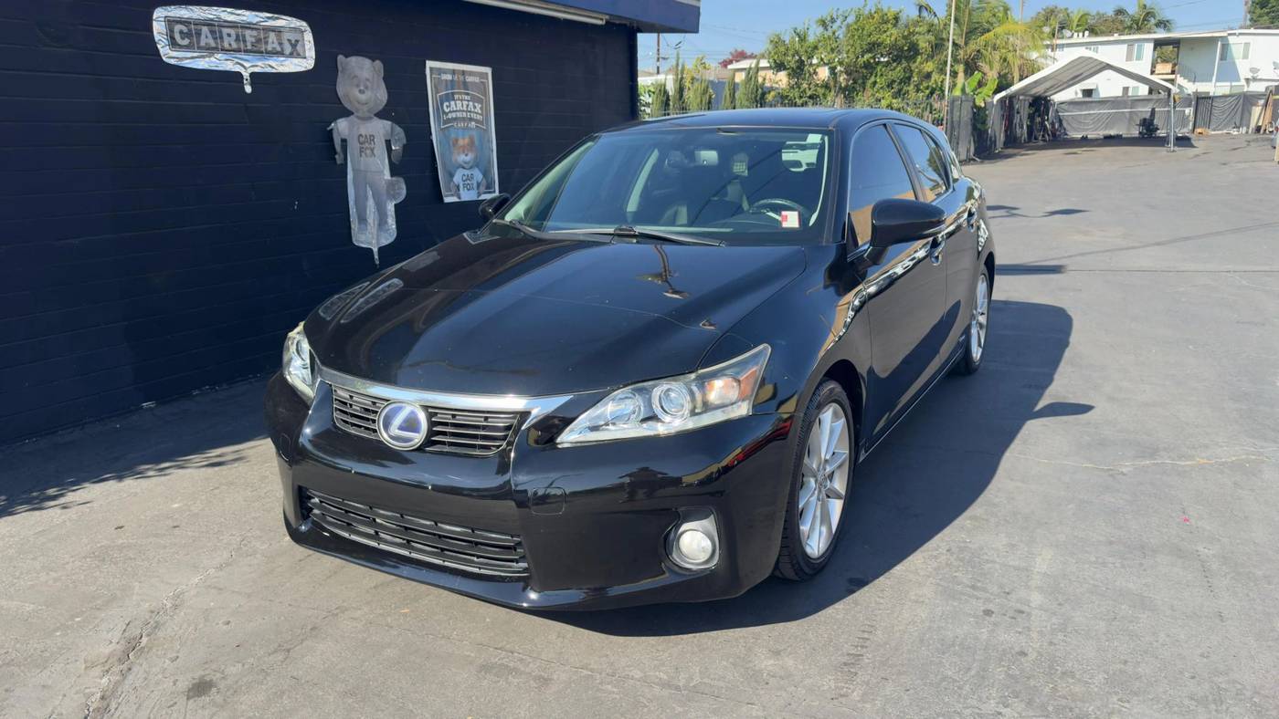 2011 Lexus CT CT 200h Premium — Hatchback — 172,809 mi — Whittier, CA