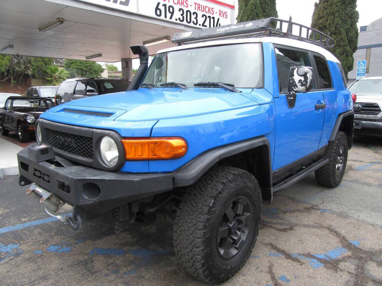 2007 Toyota FJ Cruiser Base — SUV — 121,401 mi — La Mesa, CA