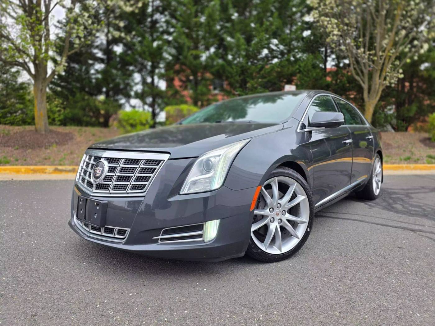 2015 Cadillac XTS Premium — Sedan — 121,915 mi — Sterling, VA