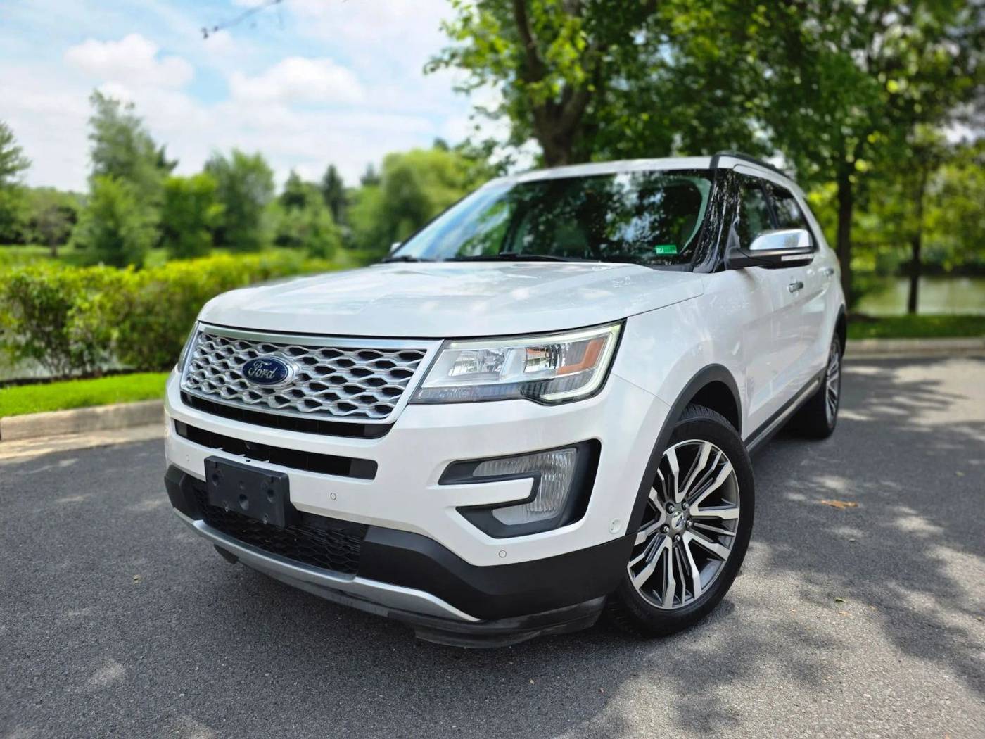 2017 Ford Explorer Platinum — SUV — 100,911 mi — Sterling, VA