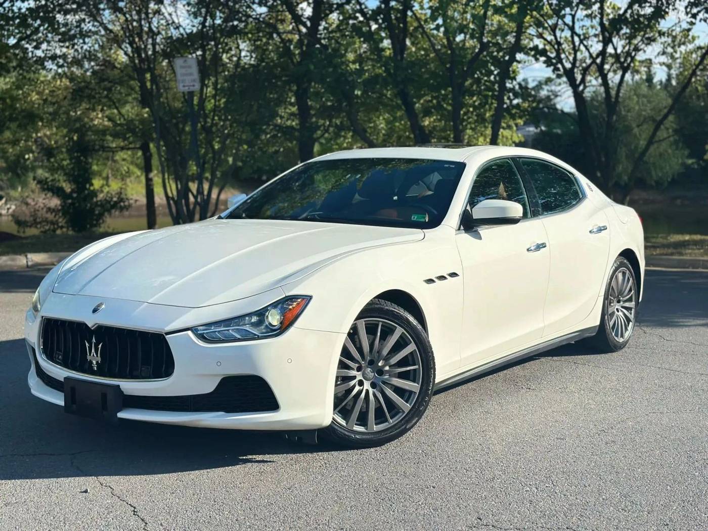 2017 Maserati Ghibli S Q4 — Sedan — 35,200 mi — Sterling, VA