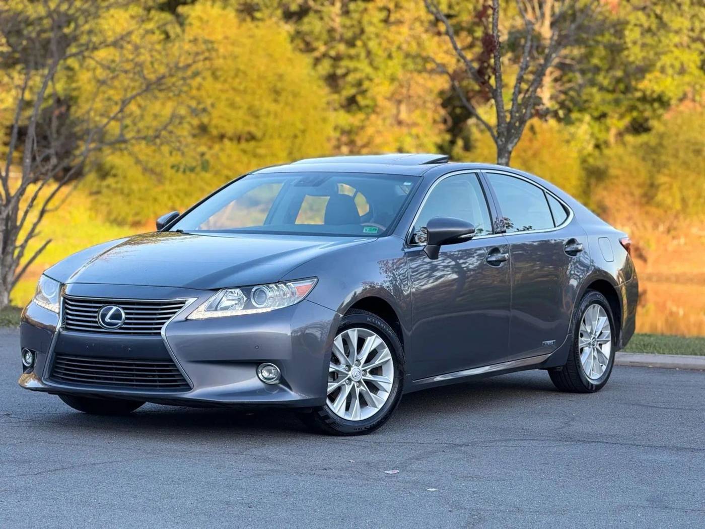 2014 Lexus ES ES 300h — Sedan — 157,140 mi — Sterling, VA